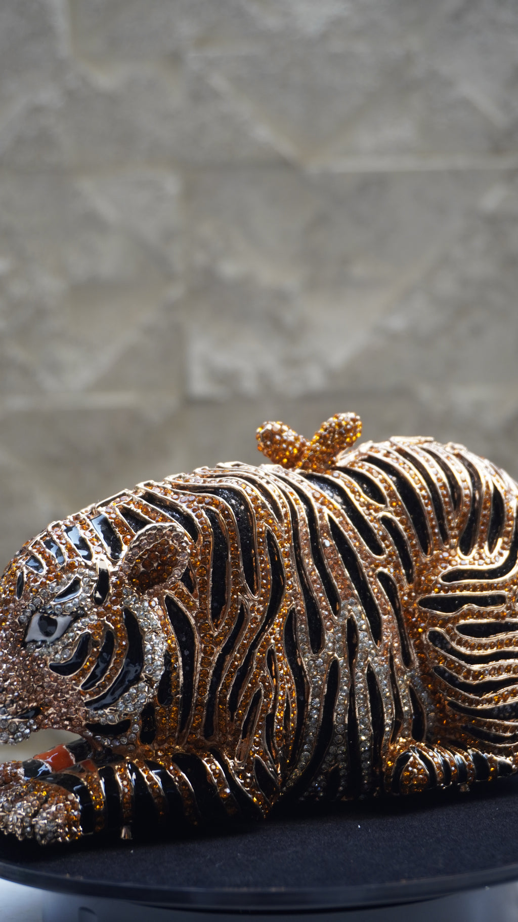 HER LABEL Golden Crystal Sitting Tiger Handbag