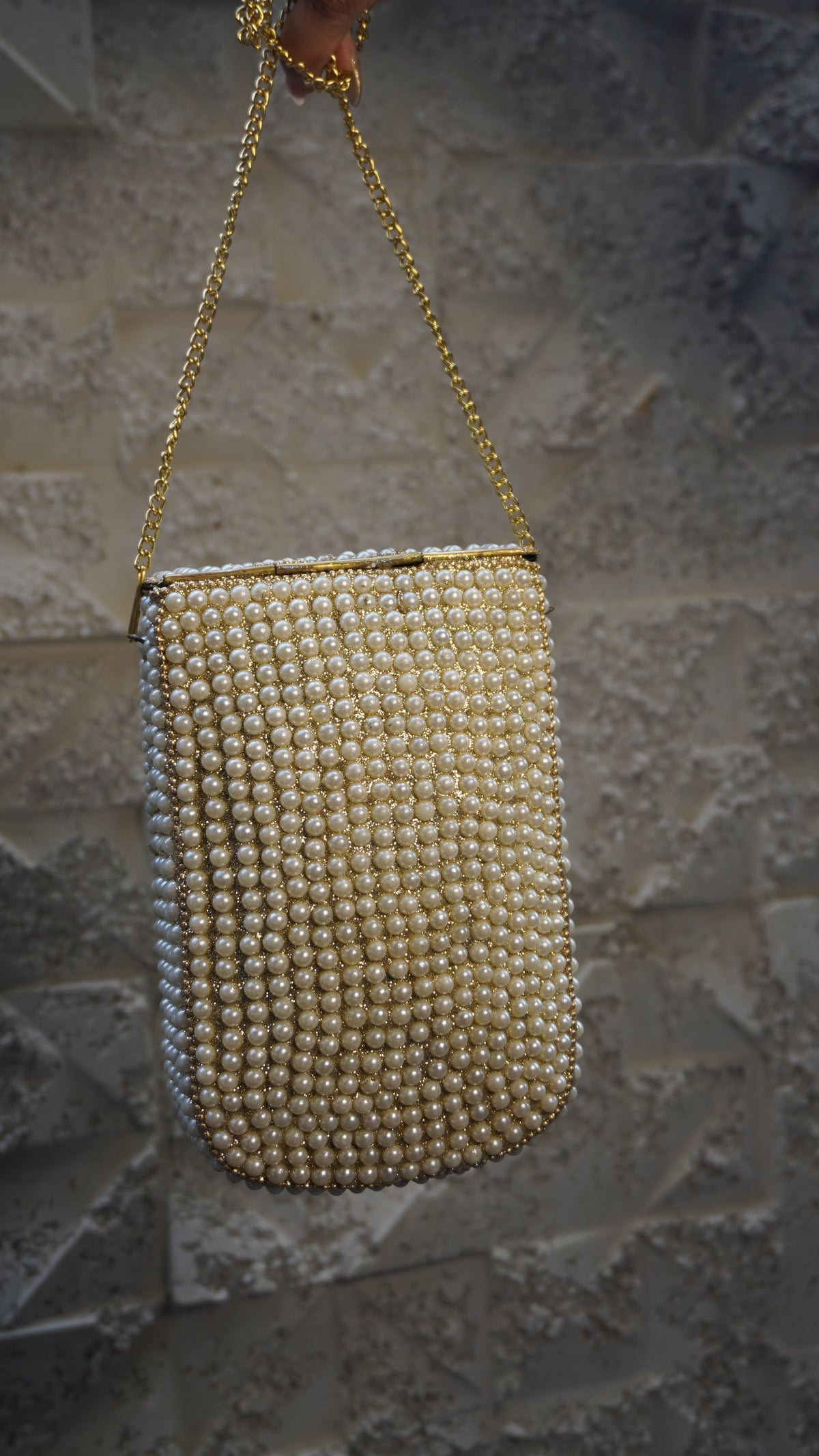 HER LABEL Pearl Stone Mobile Holder Brass Clutch